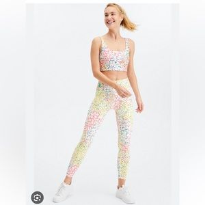 Fabletics Legging and Bra Set - Harlyn Patchwork Daisy/Marble Pink